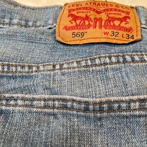 Levi's 569 Jeans